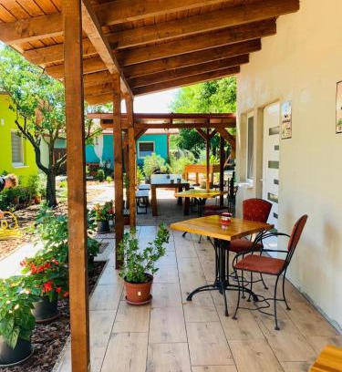 Zsombo Apartment | Arvisura Vendégházak family and pet friendly apartments
