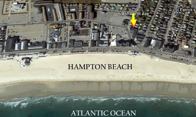 Hampton Apartment | Ashworth Ave Condos