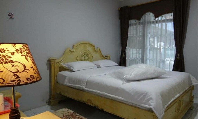 Bukittinggi House | Asmanida Syariah Guest House