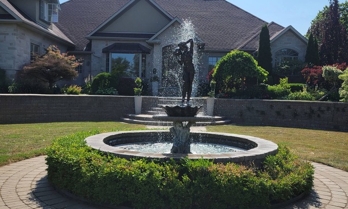 Durham Region House | Assets Event Venue Modern interior with elegant Décor