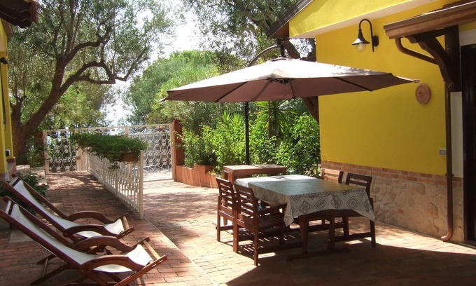 Centola Villa | AT PALINURO, BLUE FLAG ALSO FOR 2025, STAR HOUSE "Parva sed apta mihi"