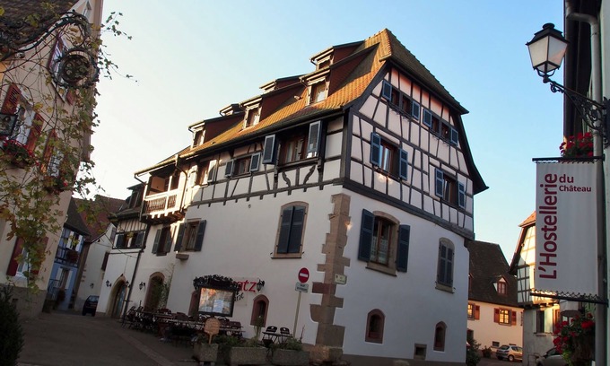 Eguisheim Apartment | At the fountain - Lovely apartment 6 pers- half-timbered house in Eguisheim