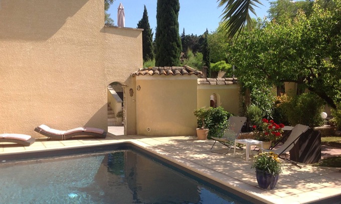 Jonquerettes Apartment | At the heart of the village, calm, relaxation and comfort .