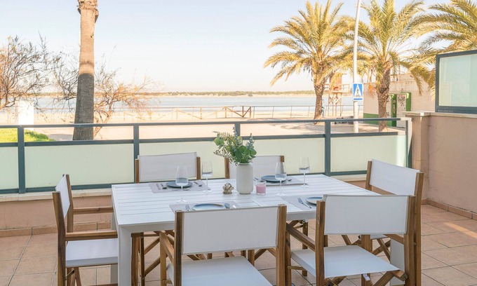 Sanlucar de Barrameda House | ATARDECER EN SANLÚCAR - Beachfront apartment with free WiFi