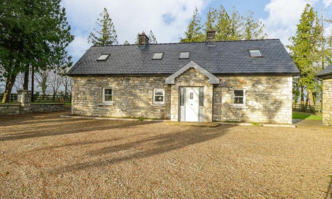 Fenagh House | Atheiri Cottage