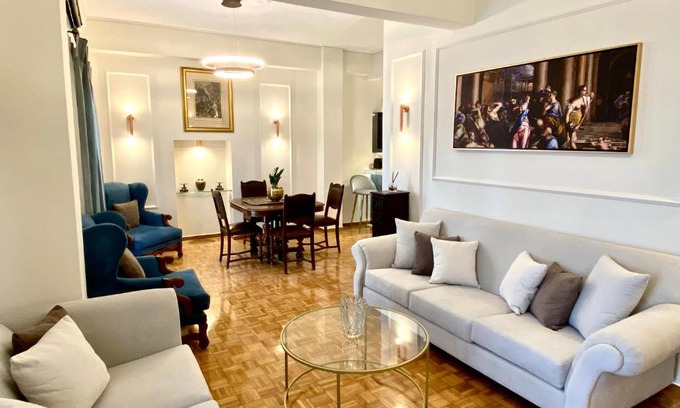 Psirri Apartment | Athenian Condo