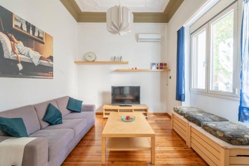 Pangrati Apartment | Athenian home in Pagkrati