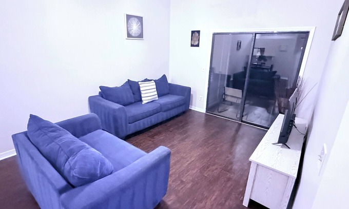Sandalwood House | Atlantic - Spacious - Beach - Town Center - Mayo Clinic - Privacy-Center Spot