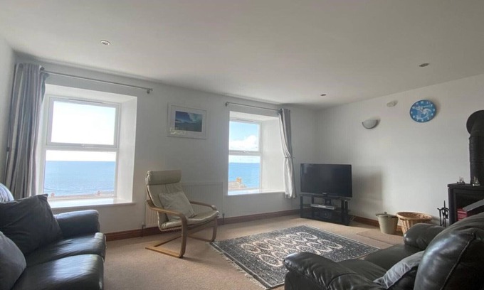 Porthleven House | Atlantic View - Three Bedroom House, Sleeps 6