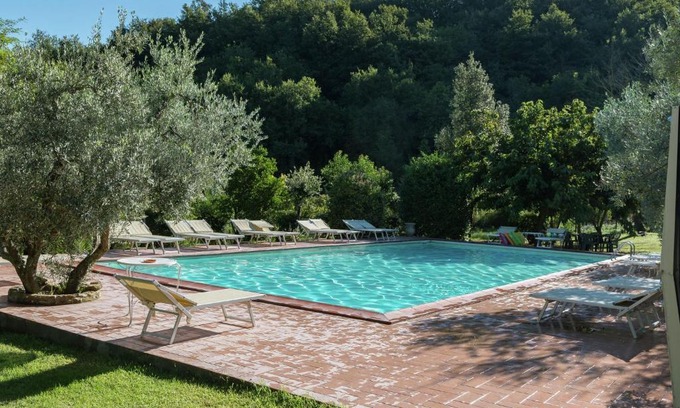 Castelnuovo di Val di Cecina House | Atmospheric apartment in authentic house near beautiful Sasso Pisano