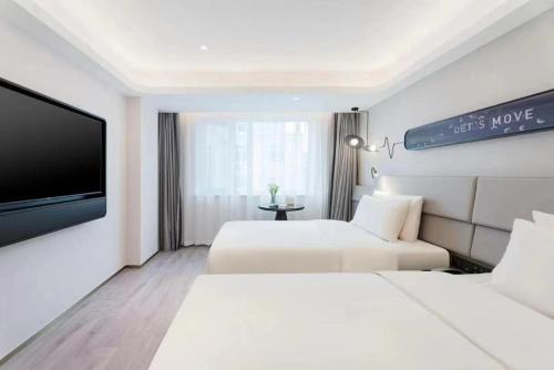 Xi Gang Hotel | Atour Light Hotel Dalian Xinghai Square Hang Lung Shopping Center