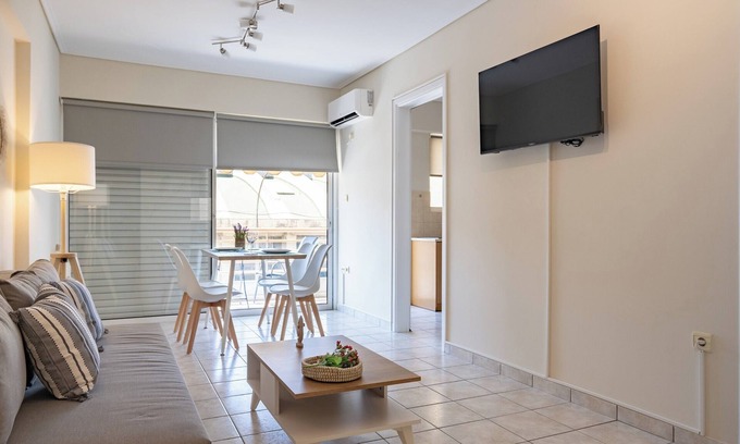Agios Panteleimonas Apartment | Attiki square metro station 1 bedrm 3 pers by MPS
