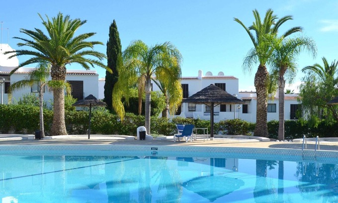 Albufeira Apartment | Attractive apartment in Albufeira with sea view