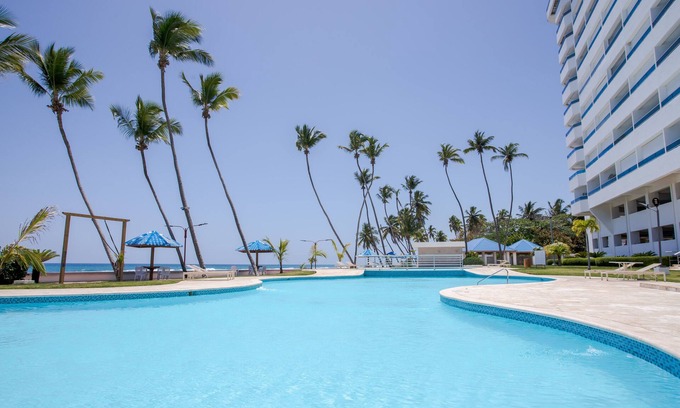 Juan Dolio - El Pueblo Apartment | Attractive & Elegant Ocean View Apartment in Juan Dolio - Pool & Garden