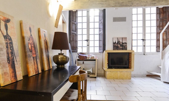 Aix-en-Provence Historic Centre Apartment | Atypical flat in the historic heart of Aix-en-Provence