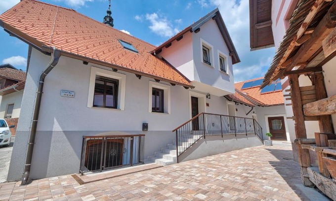 Luce Apartment | AUžlak hiša, apartments.