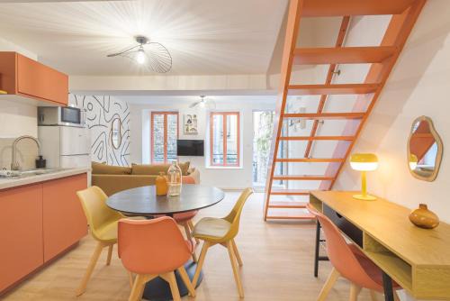 Ville Haute Apartment | "Au Côte d'eau" Au cœur de la vieille ville Appartements
