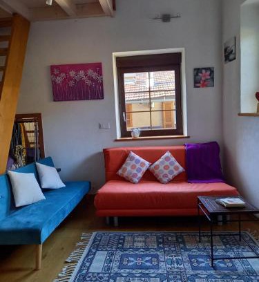 Martigny House | Au pied de la Tour
