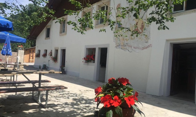 Le Noirmont Hotel | Auberge de la Bouege