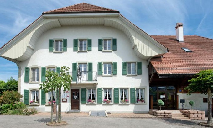 Villarepos House | Auberge de la Croix Blanche