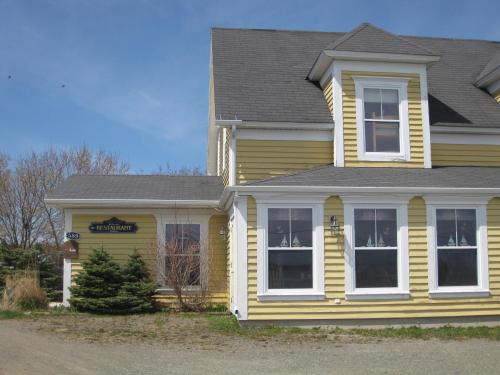 Baie de Bouctouche Hotel | Auberge Vue d'la Dune - Dune View Inn