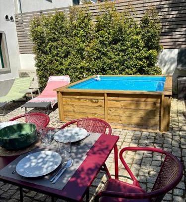Falca Apartment | Augusto - a family house with pool in the heart of Lisbon