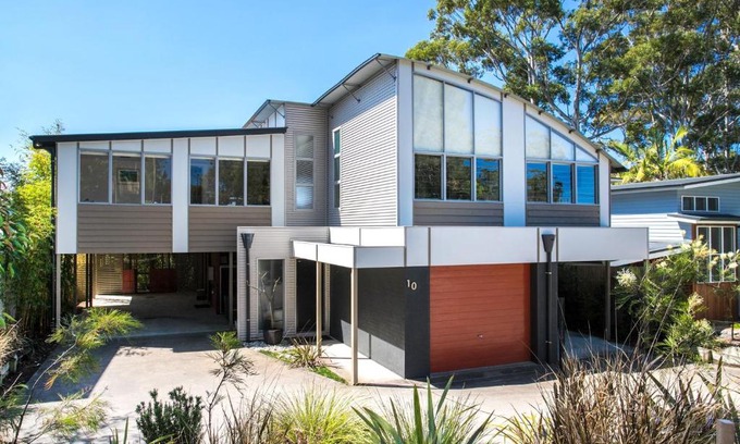 Mollymook Beach House | Aurora