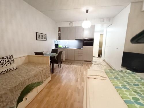 Vantaa Apartment | Aurora Home Vantaa Kivistö - Ruby studio 6min to Helsinki Vantaa Airport 20 min to Helsinki center