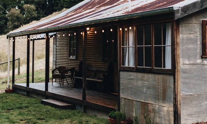 Basket Range House | Australian Heritage Design Stay - Pickers Hut