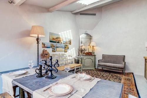 Le Suquet Apartment | Authentic charming studio In the heart of Cannes