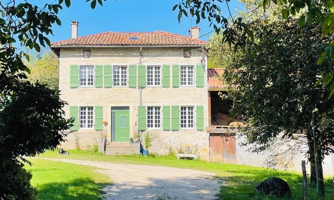 Saint-Lizier House | Authentic, rustic farmhouse in the heart of the Ariege Pyrenees