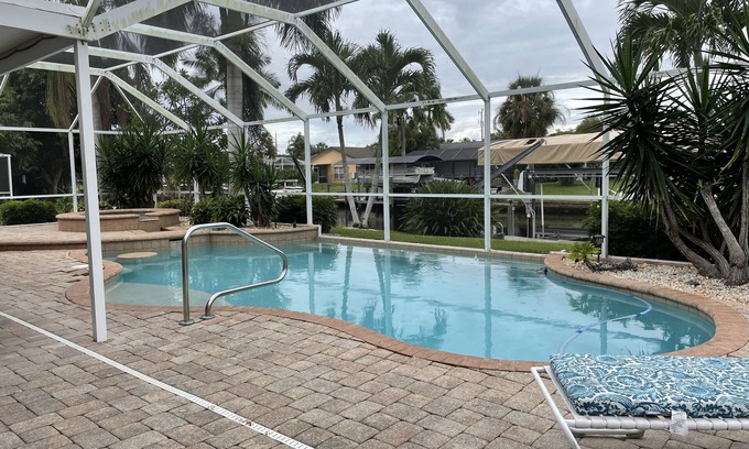 Yacht Club House | AVAILABLE TO RENT NOW - Perfect Canal Home With Pool & Spa