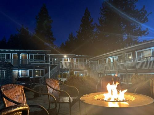 Lakeside Park Cabin | Avalon Lodge South Lake Tahoe