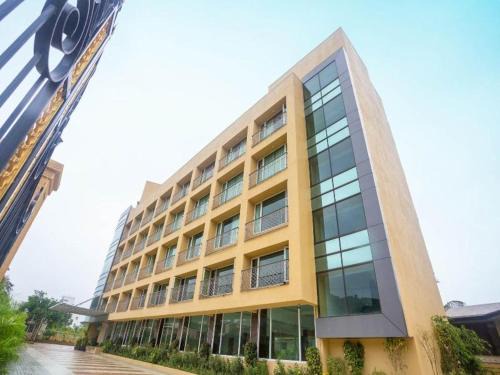 Lonavala Hotel | Aveda Diwatel