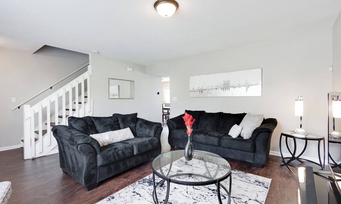 Avon House | Avon FHS Rental