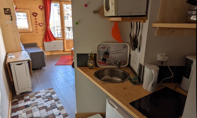 Avoriaz Apartment | Avoriaz - charming studio with balcony in the heart of the resort
