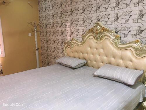 Serrekunda House | AwaMuuLamin MANNEH GUEST HOUSE