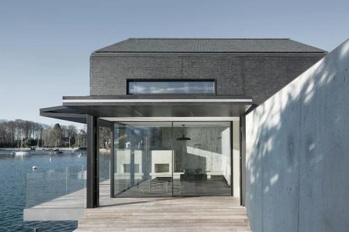 Hilterfingen House | Award-winning cottage on lake Thun- New