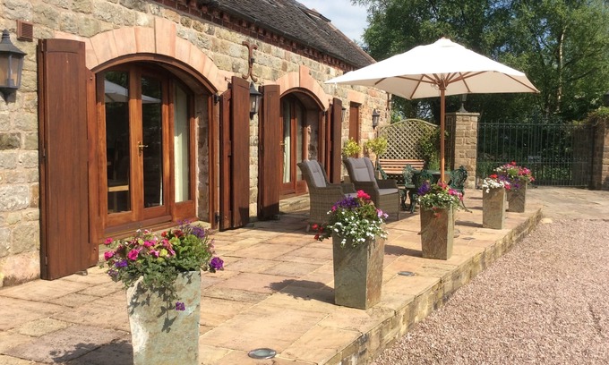 Leek House | Award winning luxury accommodation in an area of outstanding natural beauty.