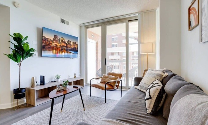 Ballston Apartment | Awesome 1 Bedroom Apt @Ballston With Gym