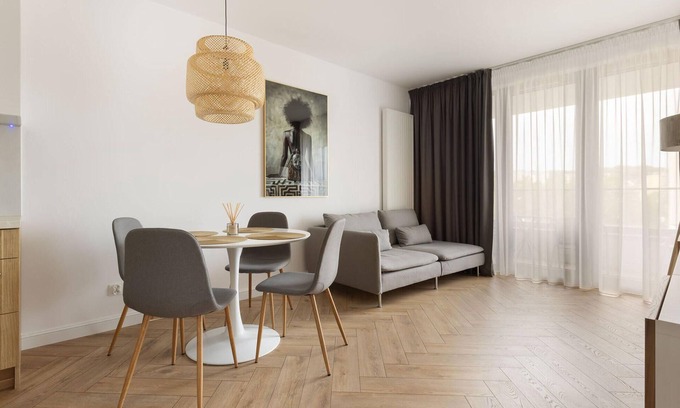 Srodmiescie Apartment | Awesome apartment in Gdynia with WiFi