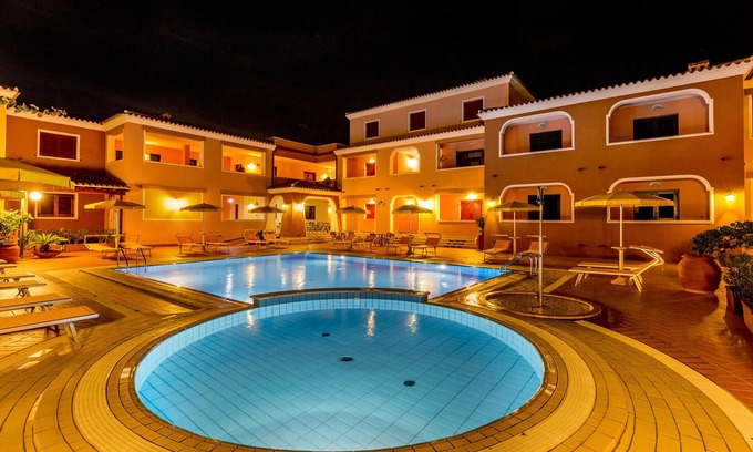 Sos Alinos Apartment | Awesome apartment in Orosei with WiFi