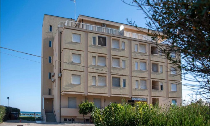 Lido Riccio Apartment | Awesome Apartment In Ortona With Wifi
