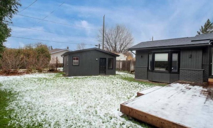 Thunder Bay House | Awesome Group Hosting ~ 6 Beds ~ Thunder Bay