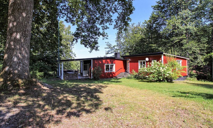 Asljunga House | Awesome home in åsljunga with kitchen
