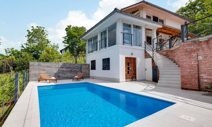 Breznik Plesivicki House | Awesome home in Donja Reka with WiFi