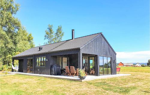 Lervik House | Awesome Home In Förslöv With Wifi