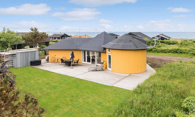 Frederikshavn House | Awesome home in Frederikshavn with WiFi