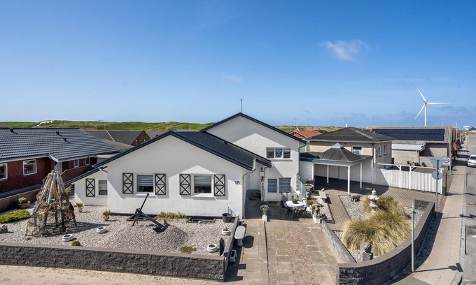 Hvide Sande House | Awesome home in Hvide Sande with WiFi