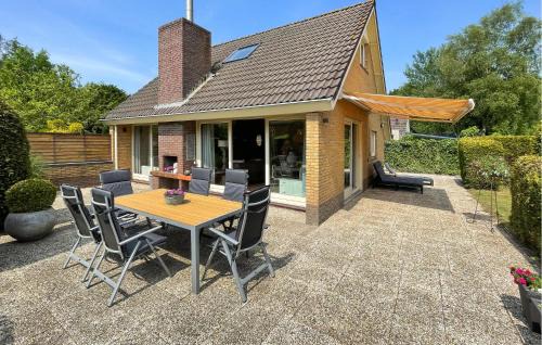 Lauwersoog House | Awesome Home In Lauwersoog With Wifi